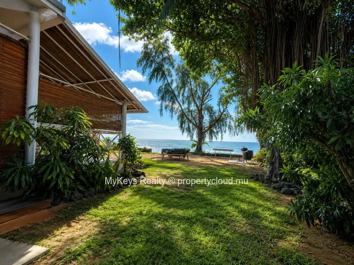 Beachfront Living – Feet In The Water – Sunset Views – Rare Location