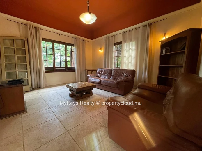 Large Garden – Detached House – Pet Friendly