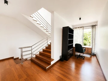 4 Bedroom Apartment