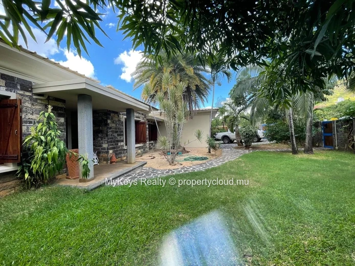 Large Garden – Detached House – Pet Friendly