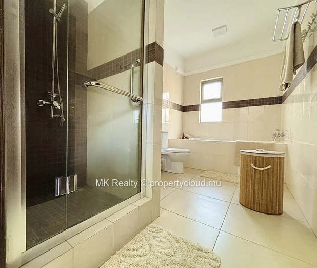 Apartment For Rent In Tamarin