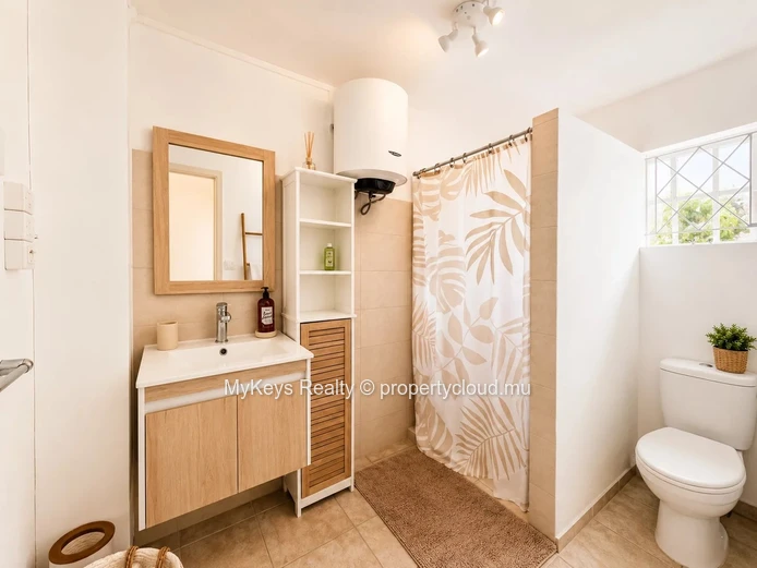 Beachfront Living – Feet In The Water – Sunset Views – Rare Location