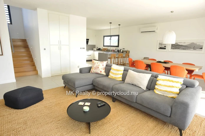 Villa For Sale In Tamarin