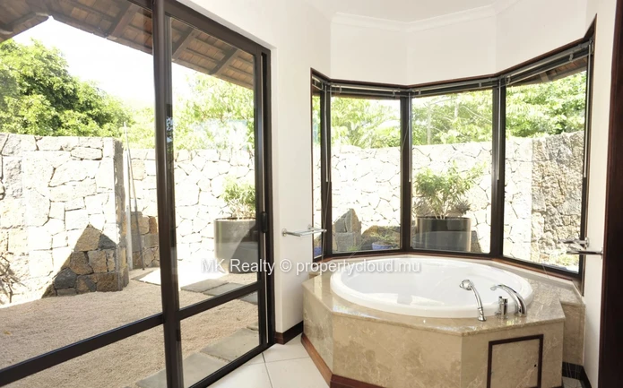 Villa For Sale In Tamarin
