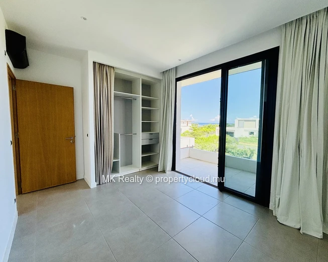 Villa For Sale In Tamarin