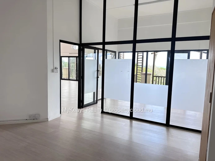 Offices for rent in Tamarin