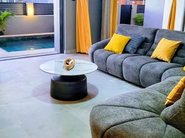4 Bedroom Villa
