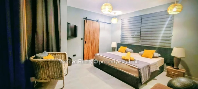 New Villa – Secure Residence – Sea & Mountain Views