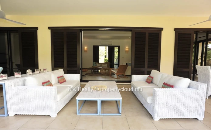 Villa For Sale In Tamarin