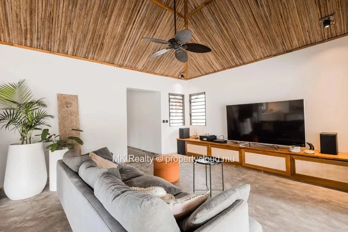 Villa For Sale In Black River