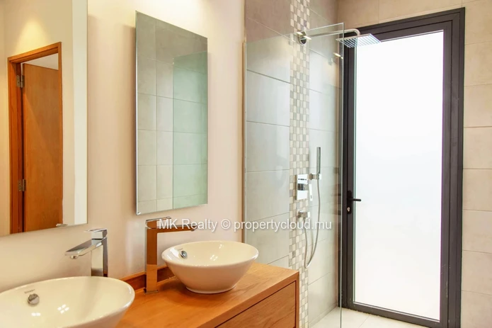 Villa For Sale In Tamarin
