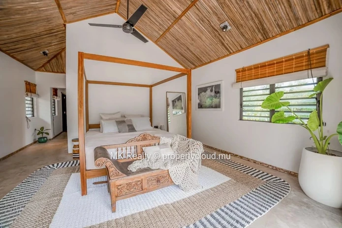 Villa For Sale In Black River