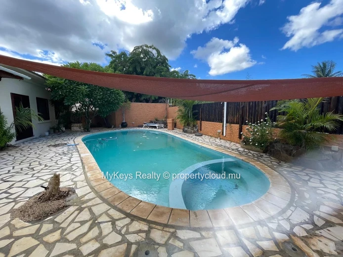 Large Garden – Detached House – Pet Friendly