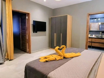 4 Bedroom Villa