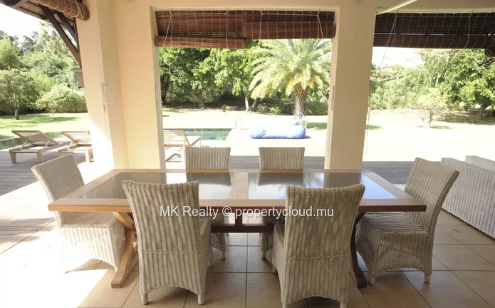 Villa For Sale In Tamarin