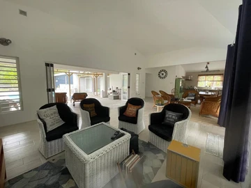 4 Bedroom Villa