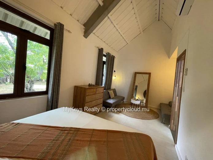 Villa Meublée A Vendre– Grand Jardin