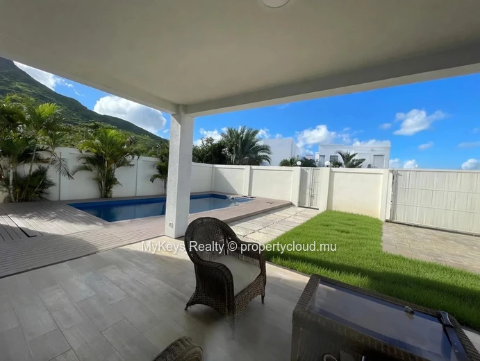 Villa For Rent - 3 Bedrooms