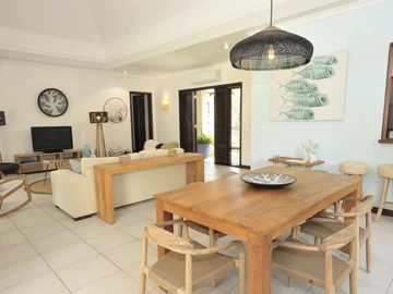 4 Bedroom Villa