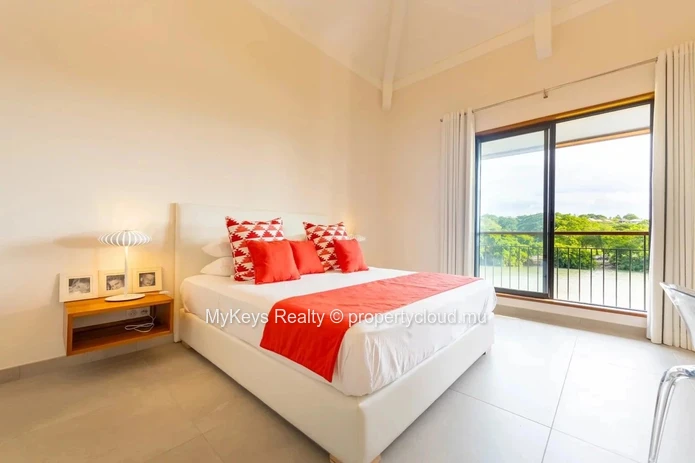 Direct Sea Access - Prestigious Marina