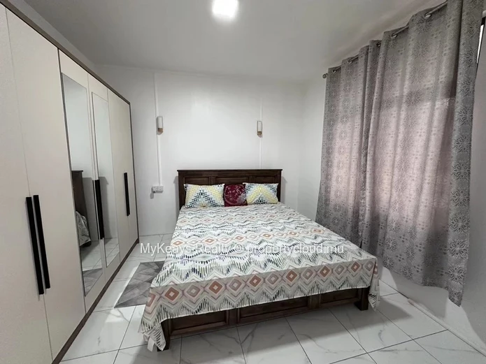 Furnished Apartment With Sea View In Albion