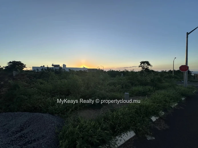 Land for sale in Albion