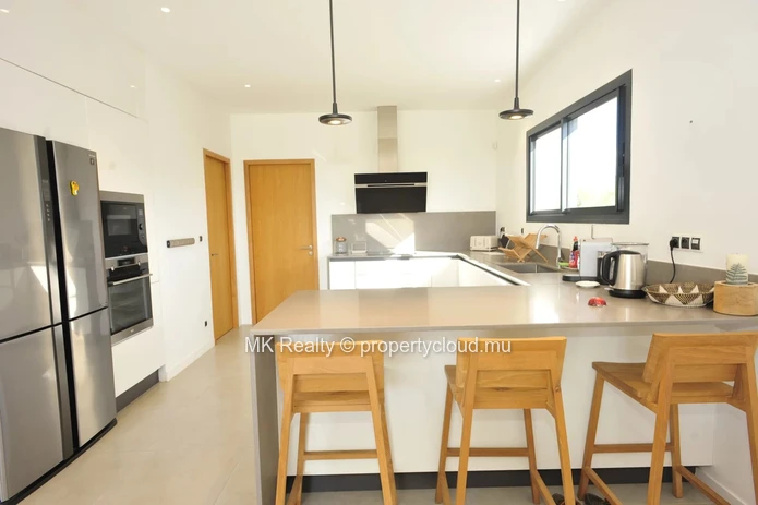 Villa For Sale In Tamarin