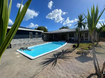 4 Bedroom Villa