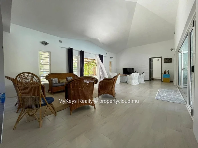 4 Bedroom Villa - Independent Studio