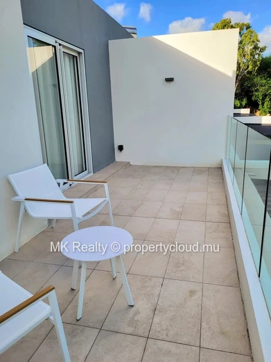 Duplex À Vendre À Tamarin