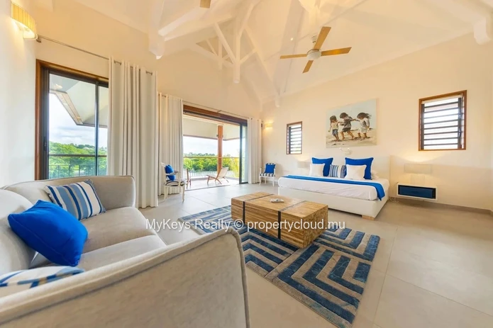 Direct Sea Access - Prestigious Marina