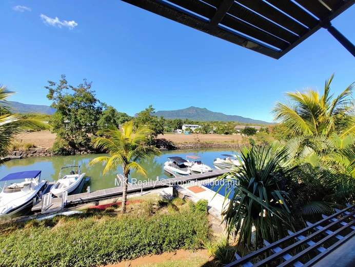 Appartement À Vendre À Rivière Noire