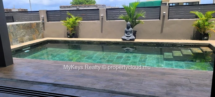 New Villa – Secure Residence – Sea & Mountain Views