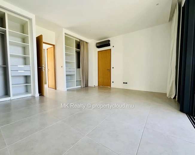 Villa For Sale In Tamarin