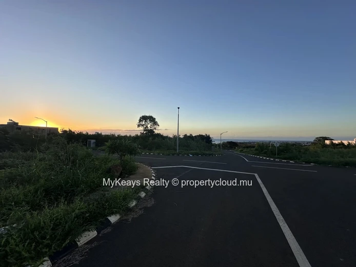 Land for sale in Albion