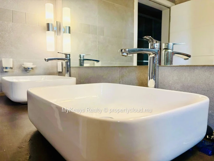 Apartment For Rent In La Preneuse