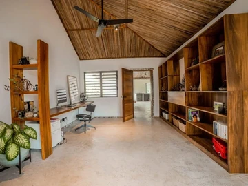 7 Bedroom Villa