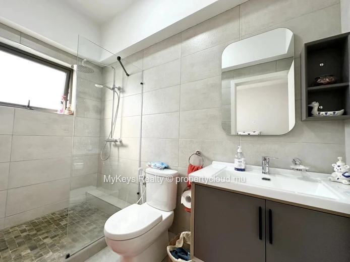 Appartement À Louer À Tamarin