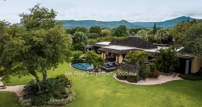 Villa For Sale In Tamarin