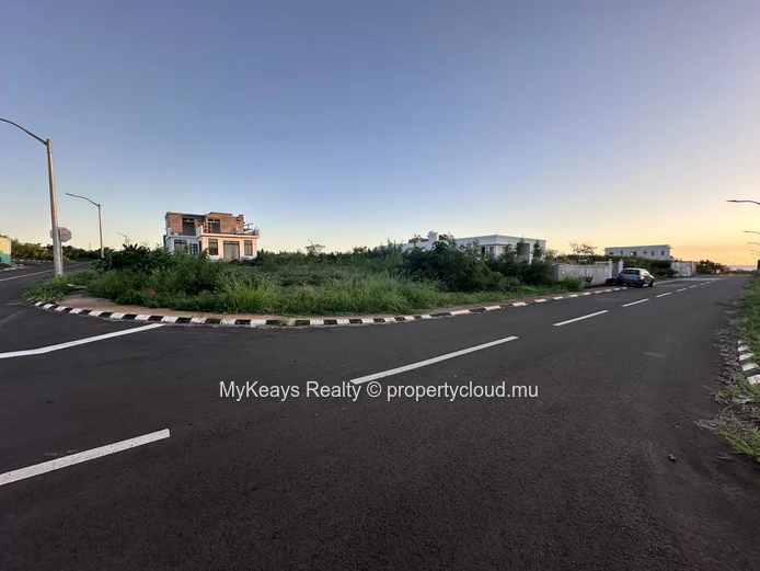 Land for sale in Albion