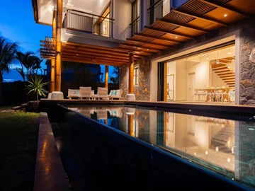 5 Bedroom Villa