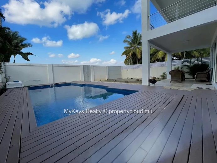 Villa For Rent - 3 Bedrooms