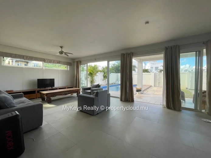 Villa For Rent - 3 Bedrooms