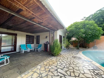 4 Bedroom Villa