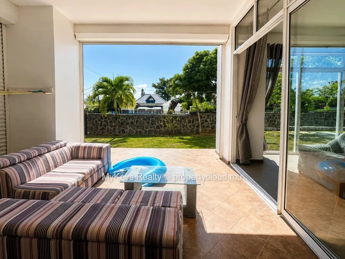 4-Bedroom Duplex With Garden For Rent In Tamarin