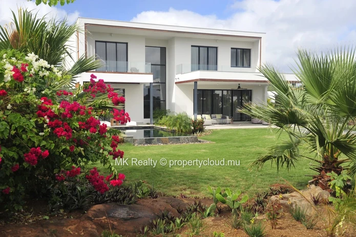 Villa For Sale In Tamarin