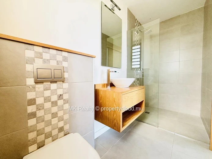 Villa For Sale In Tamarin