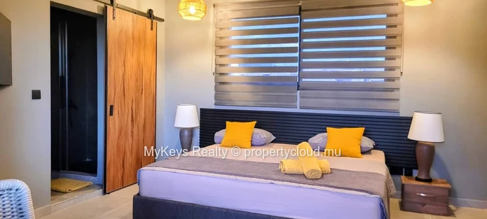 New Villa – Secure Residence – Sea & Mountain Views