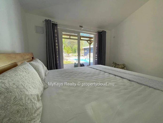 4 Bedroom Villa - Independent Studio