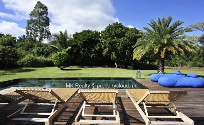 Villa For Sale In Tamarin